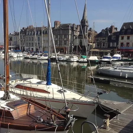 D'hotes Le Nid Du Phare Avec Jacuzzi Prive Bed & Breakfast Honfleur