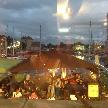 B&B D'hotes Le Nid Du Phare Avec Jacuzzi Prive 옹플뢰르