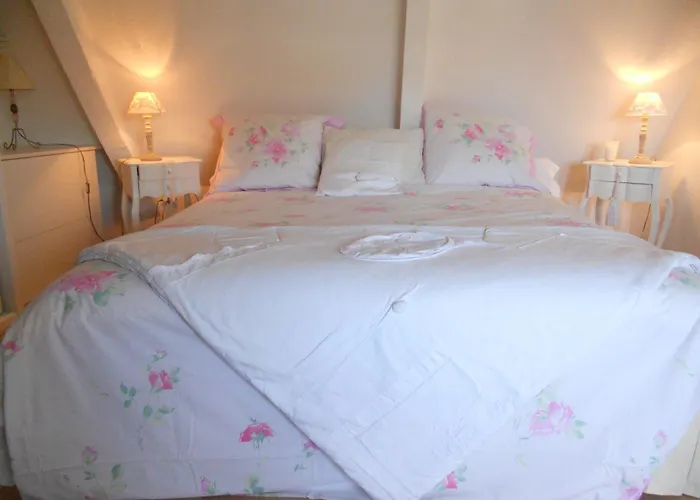 D'hotes Le Nid Du Phare Avec Option Jacuzzi Prive Alojamento de Acomodação e Pequeno-almoço