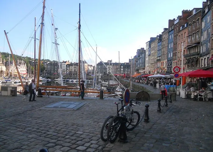 D'hotes Le Nid Du Phare Avec Option Jacuzzi Prive 4*